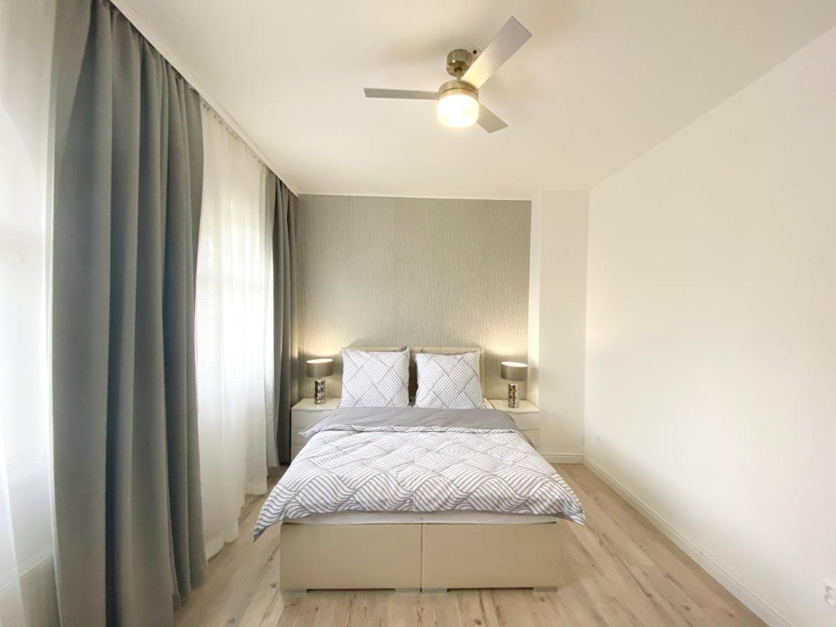 Grandlux Villa & Spa Теплице Екстериор снимка