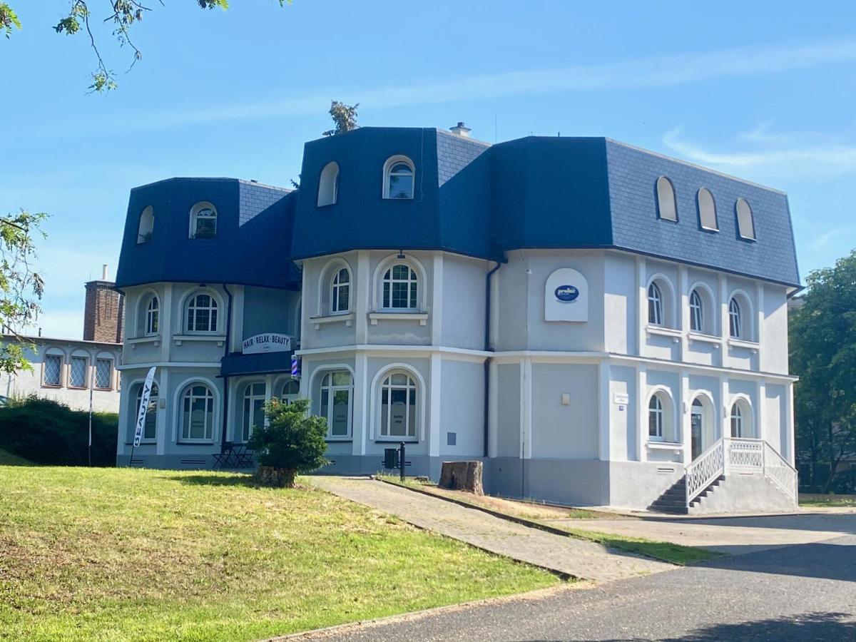 Grandlux Villa & Spa Теплице Екстериор снимка