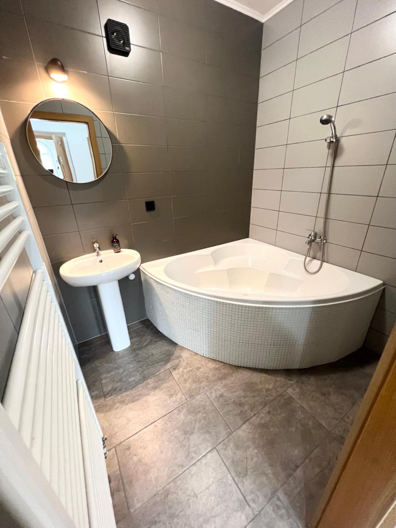 Grandlux Villa & Spa Теплице Екстериор снимка
